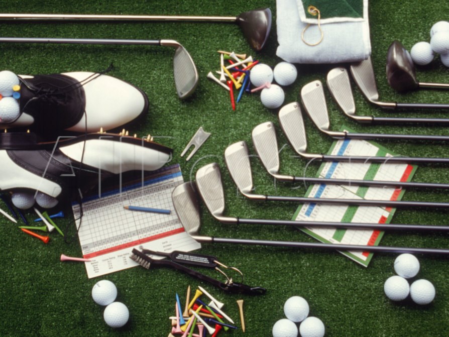  Dụng Cụ Chơi Golf Cho Người Mới Bắt Đầu Cần Có