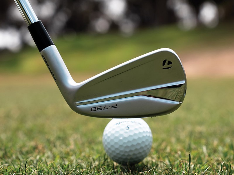 Gậy sắt Players Distance giúp tăng khoảng cách đánh bóng