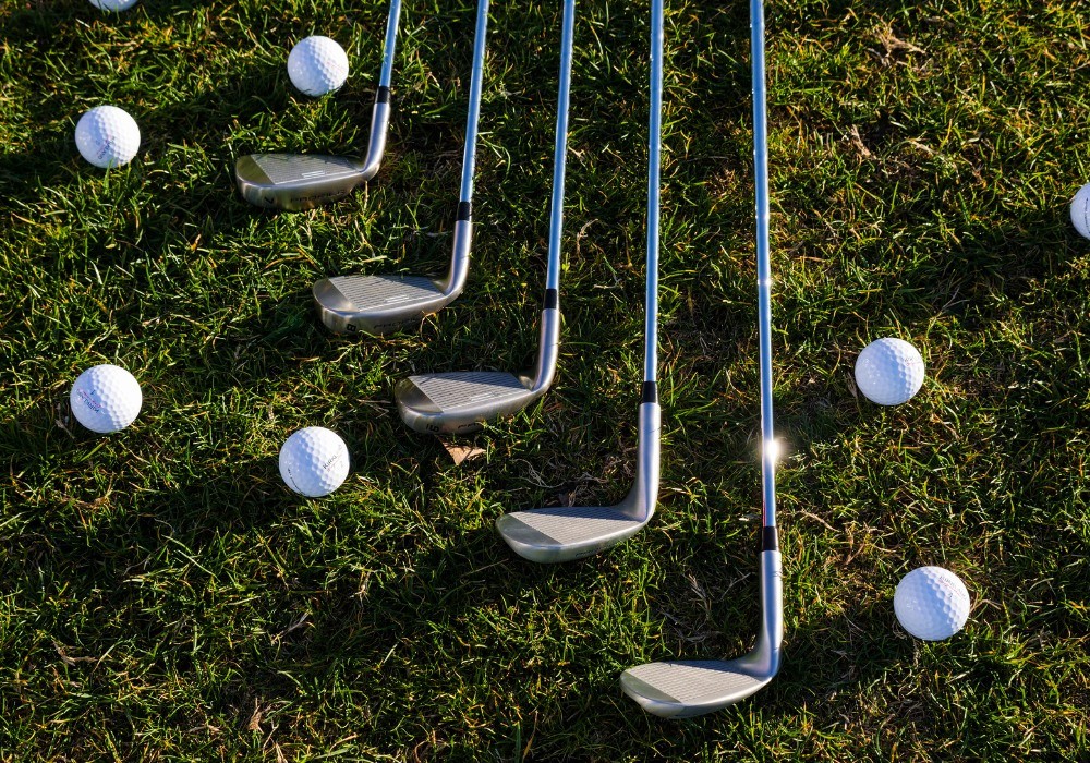 Kinh nghiệm chọn mua bóng golf cao cấp chuẩn xác từ TAT GOLF