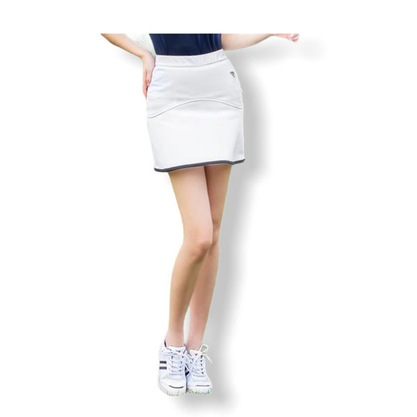 Nguyên tắc chuẩn mực về trang phục đánh golf nữ cần biết