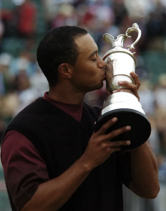 Tiger Woods: Đỉnh Cao Và Thử Thách - Những Năm Vàng Son Và Sóng Gió Trong Sự Nghiệp (1999-2008)