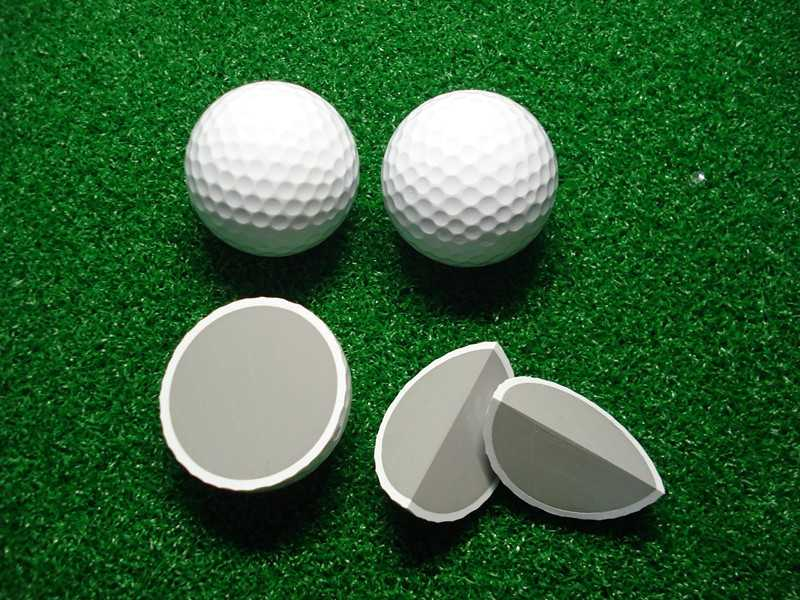 So sánh bóng golf cứng và mềm: Lựa chọn nào cho golfer?